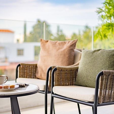 Sanders Olive Paphos Exterior foto